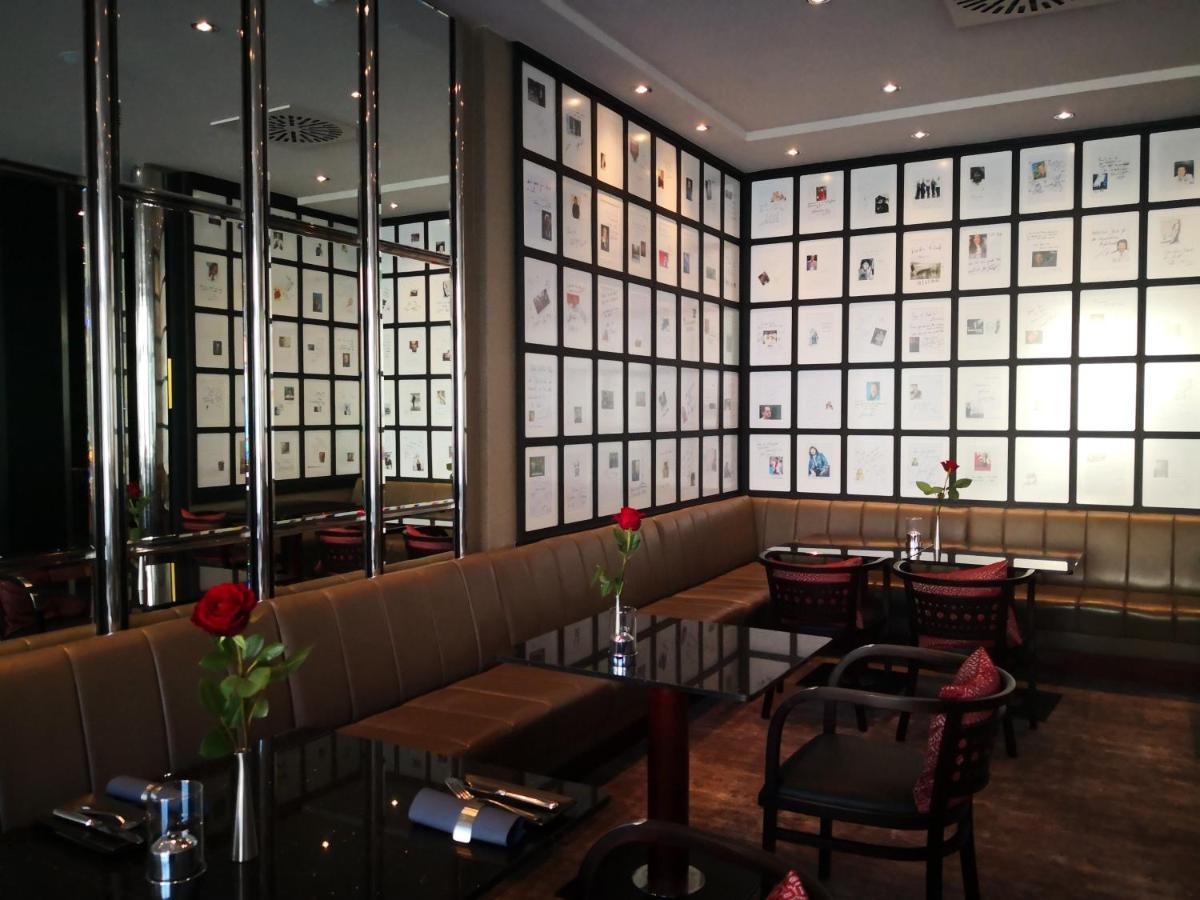 First Inn Hotel Zwickau Exterior foto