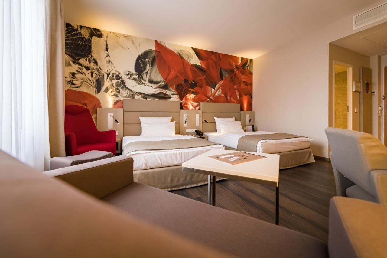 First Inn Hotel Zwickau Exterior foto